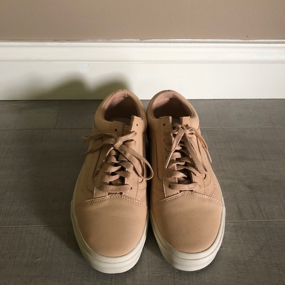 Vans - Picture 2 of 2